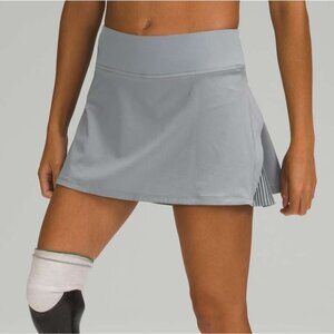 Lululemon Play Off The Pleats Skirt Size 10 Gray Pleated Athletic Tennis Skort B